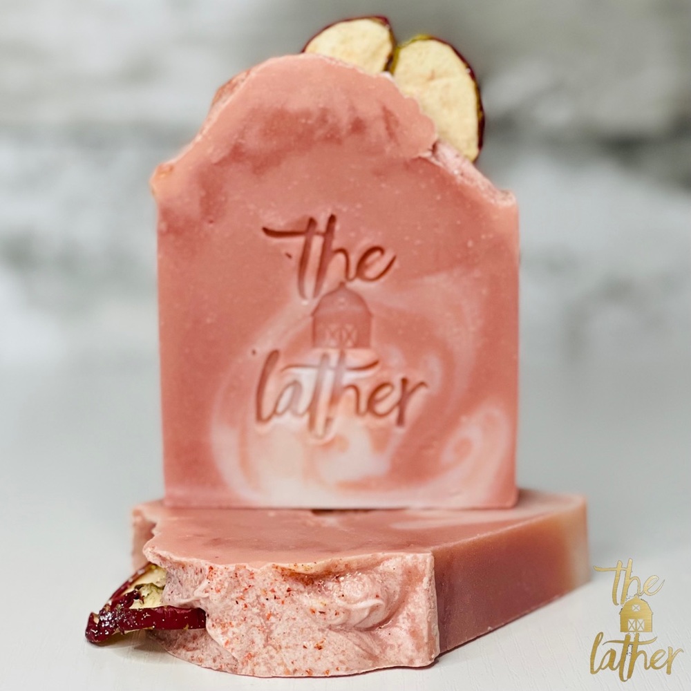 🍎APPLE ORCHARD GOAT MILK & CREAM EO LATHER